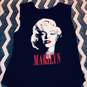 MARILYN MONROE TOP